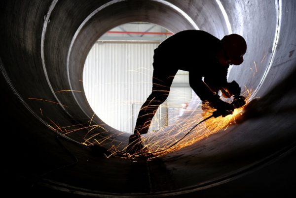 Why Do You Need to Hire Professional Steel Pipe Fabricators
