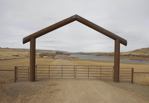 Creating Durable and Practical Metal Farm Gates for Your Property